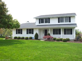 3235 N Bloomsbury Cir NW, Canton, OH 44708