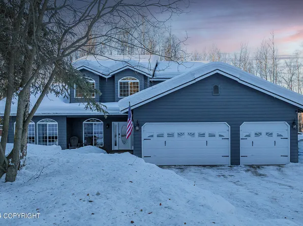 21242 Polly Cir, Chugiak, AK 99567