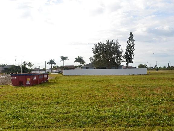 5th image of 2240 NW 5th St