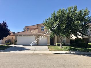 3613 Fairgreen Ln, Palmdale, CA 93551