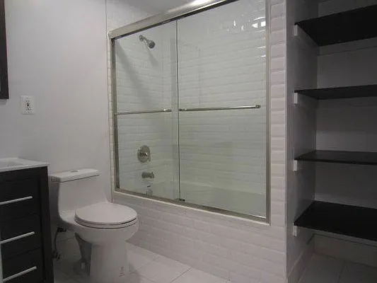 Rented by RS Bracha | media 24