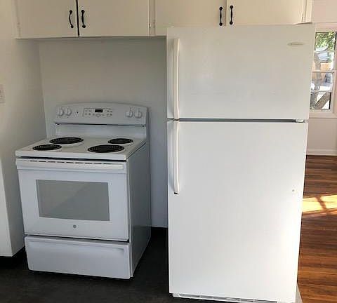 Stove and fridge