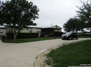 7280 Fm 327, Elmendorf, TX 78112