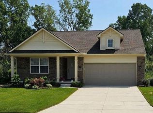 42499 Colonial Rd, Belleville, MI 48111