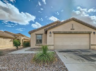 959 W Desert Hills Dr, San Tan Valley, AZ 85143