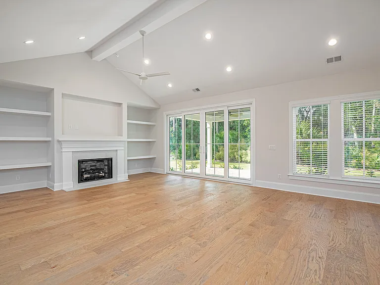 120 Grand Harbor Cir — Photo 7
