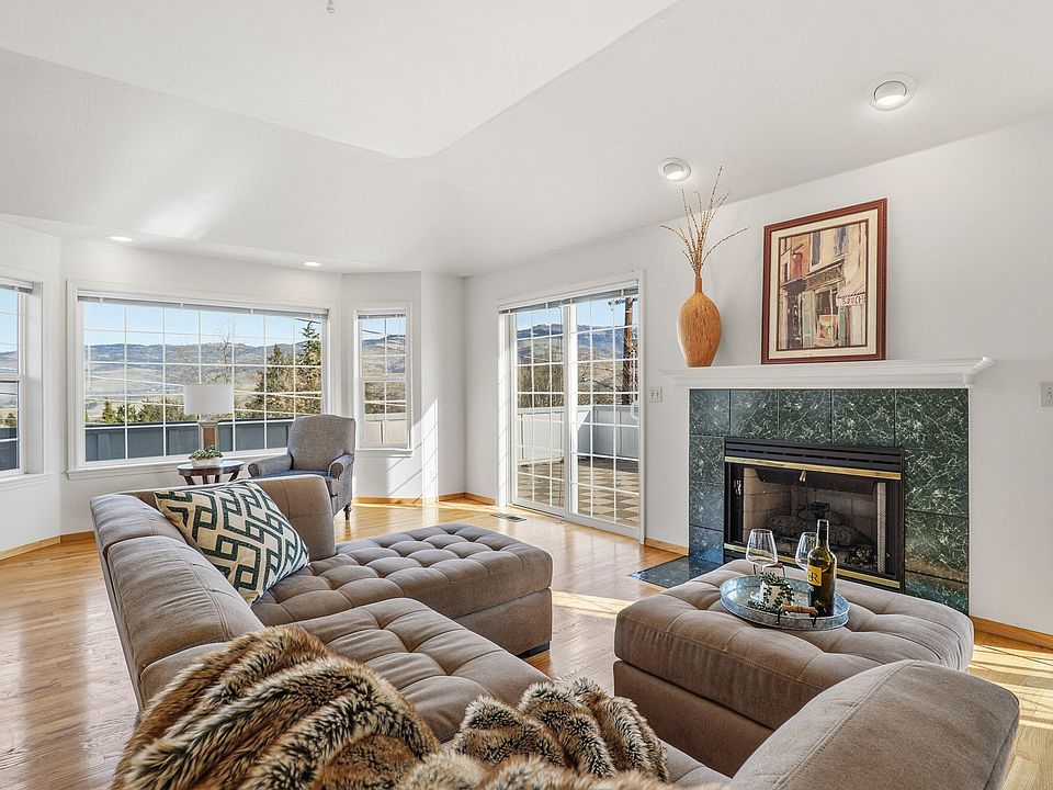 1st image of 369 Alta Ave