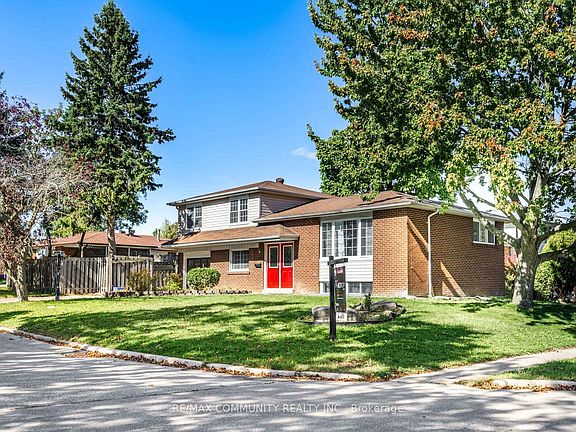 3rd image of 122 Bryant Rd