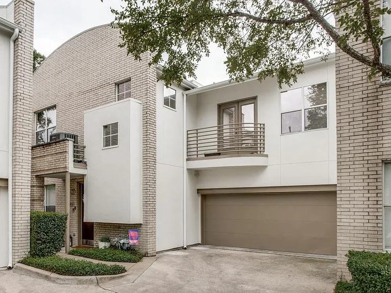 3931 Wycliff Ave — Photo 15