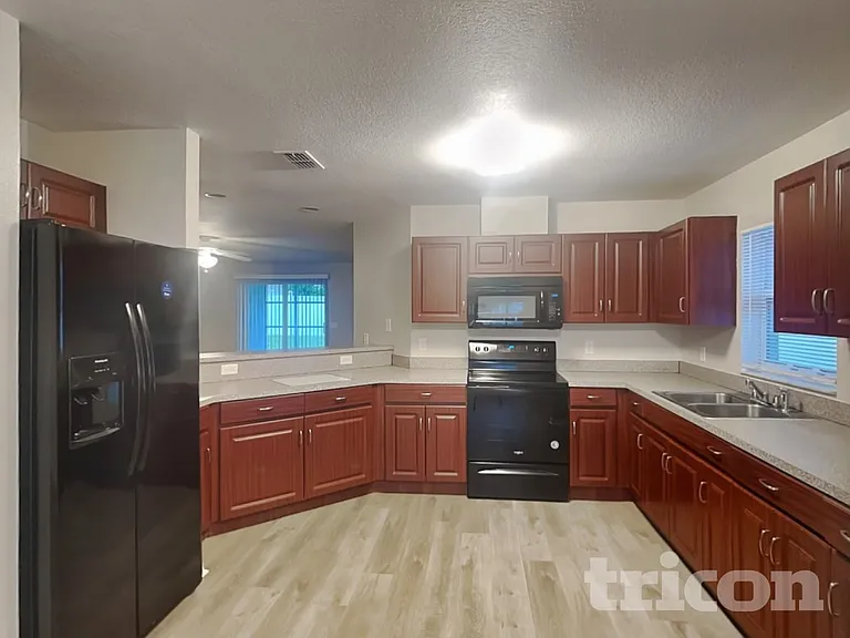15542 Florida Breeze Loop — Photo 5
