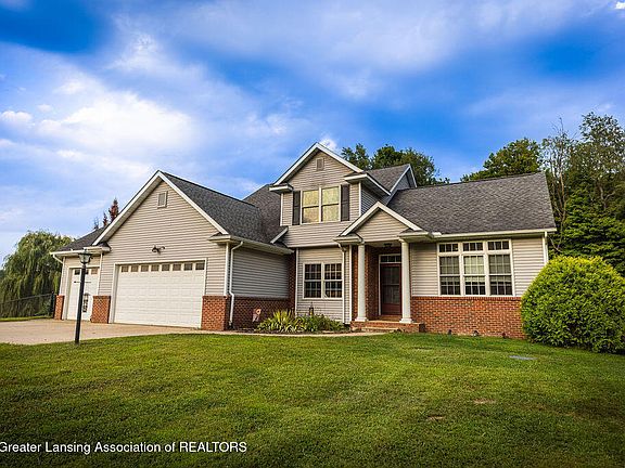 3rd image of 2335 Guernsey Dr