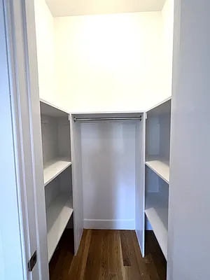 Rented by Oxford Property Group | media 13