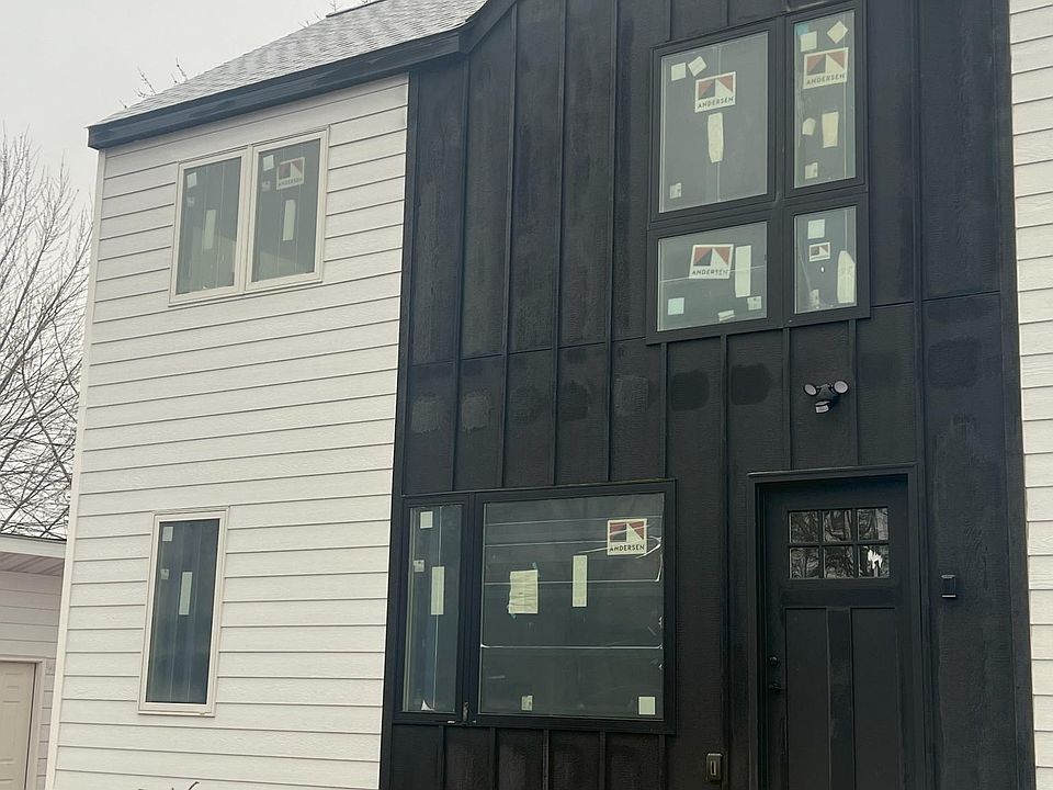 1st image of 501 Knox Ave N #1