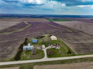 3162 Jackrabbit Rd, Hiawatha, KS 66434