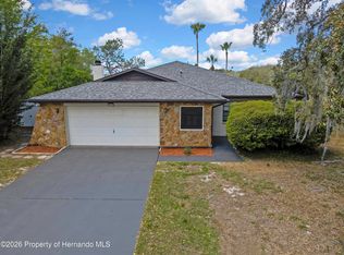 1021 Waterfall Dr, Spring Hill, FL 34608