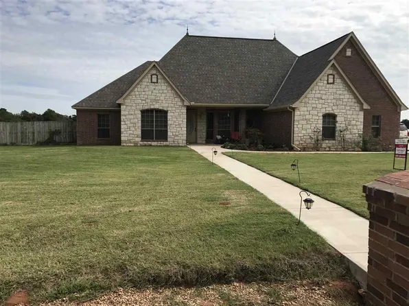 11239 NE Kylnn Creek Rd, Elgin, OK 73538