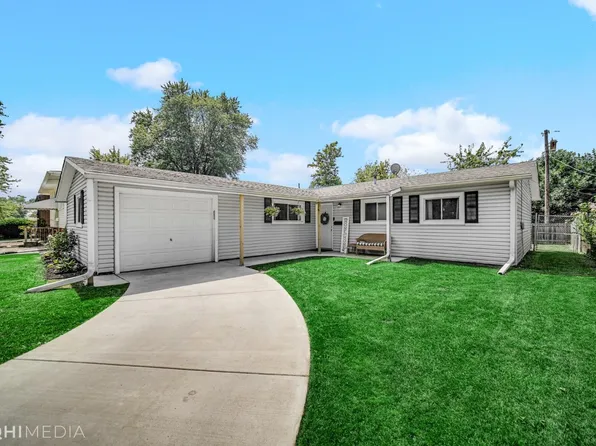 1204 N Oakwood St, Griffith, IN 46319