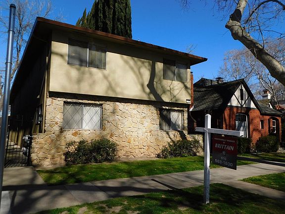 3rd image of 2715 D St #01305bab8