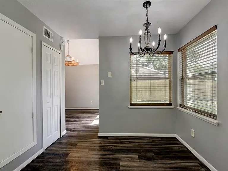 10107 Sand Pass Ln — Photo 6
