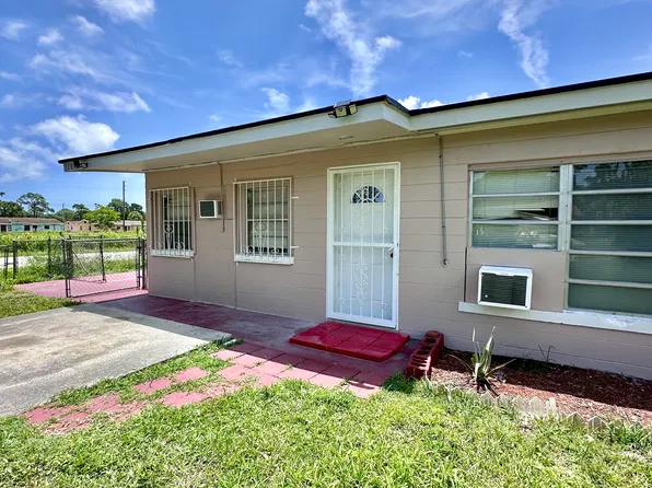 3301 Avenue I, Fort Pierce, FL 34947