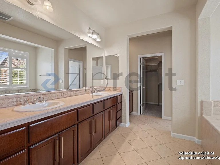 5023 Queensbury Way — Photo 19