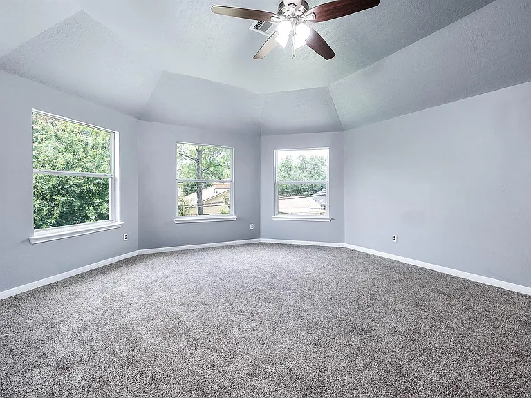 3720 Armand Dr — Photo 28