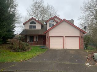 17864 NW Elkcrest Ct, Portland, OR 97229