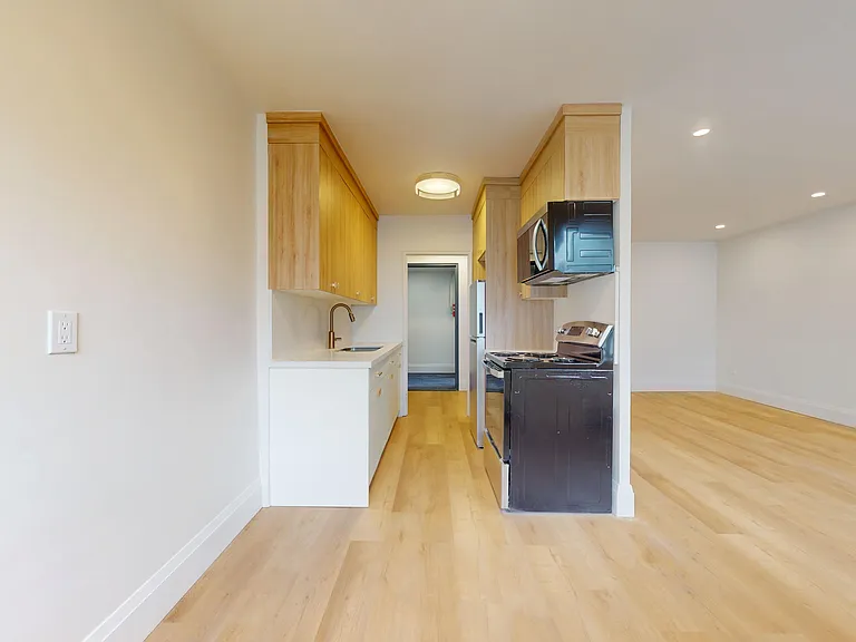 1 Marquette Ave — Photo 39