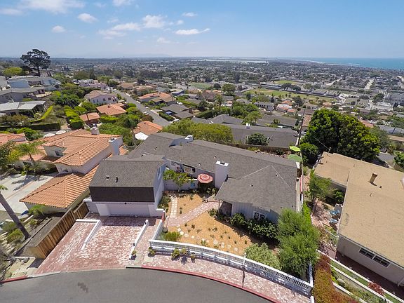 2nd image of 2150 Hillcrest Dr