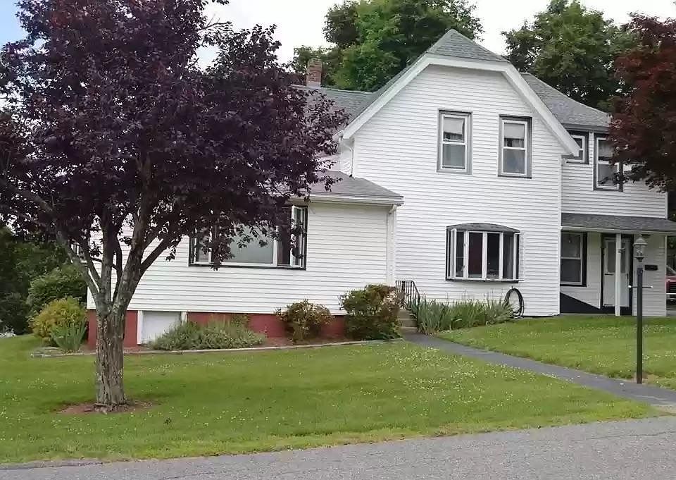 Corner Lot. Single Family Neighborhood. Quiet. Yard. (yard maintenance included in rent)