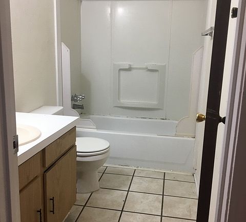 5th image of 11395 New Orleans Ave #A8