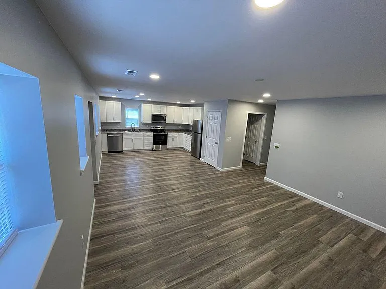 1628 Jordanville Rd — Photo 4