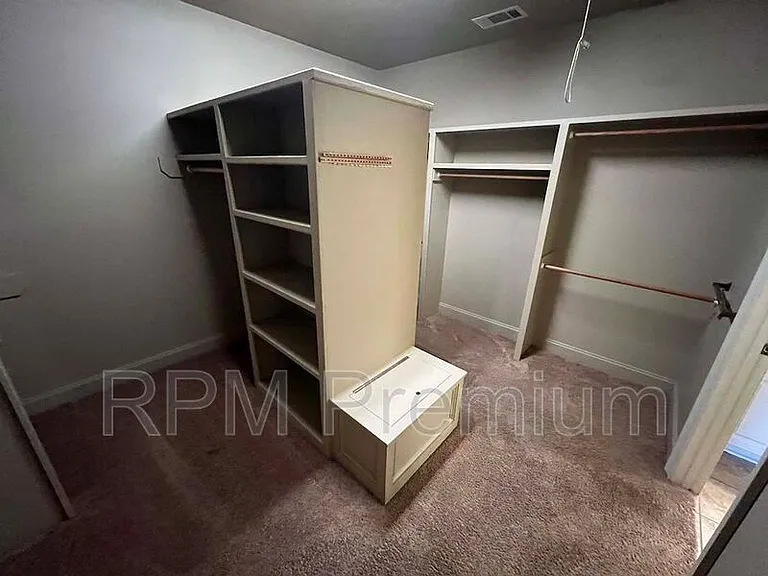 3995 Water Oak Dr — Photo 34