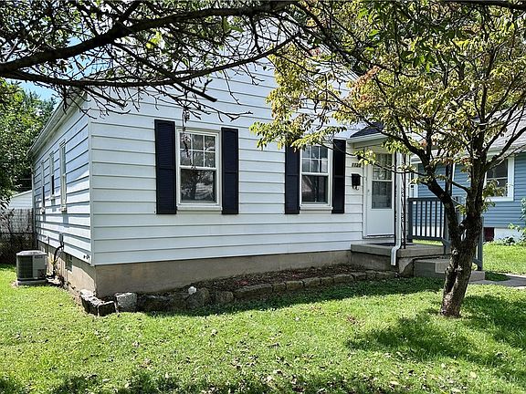3rd image of 1120 Chelsea Ave