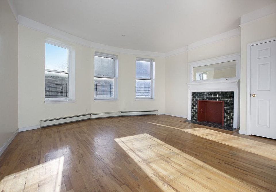 1st image of 469 W 141st St