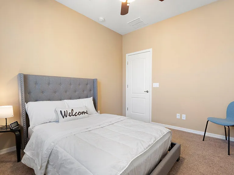 9122 W Coolbrook Ave — Photo 14