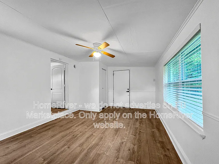 1942 Brookview Dr S — Photo 10