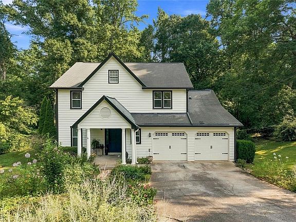 3rd image of 1518 Olde Mill Trce