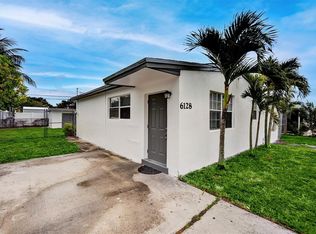 6128 SW 2nd St, Pompano Beach, FL 33068