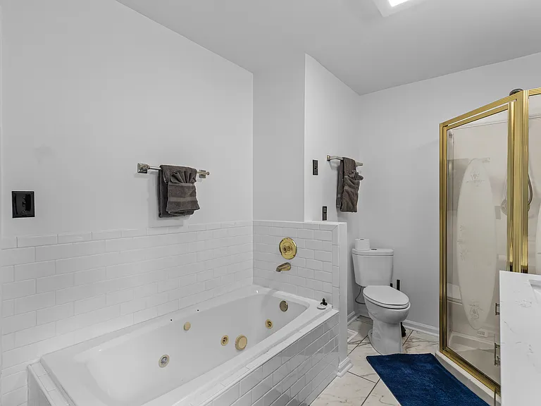 5475 Lauradell Ave — Photo 13