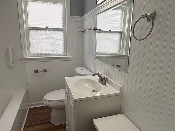 5th image of 17514 Puritas Ave