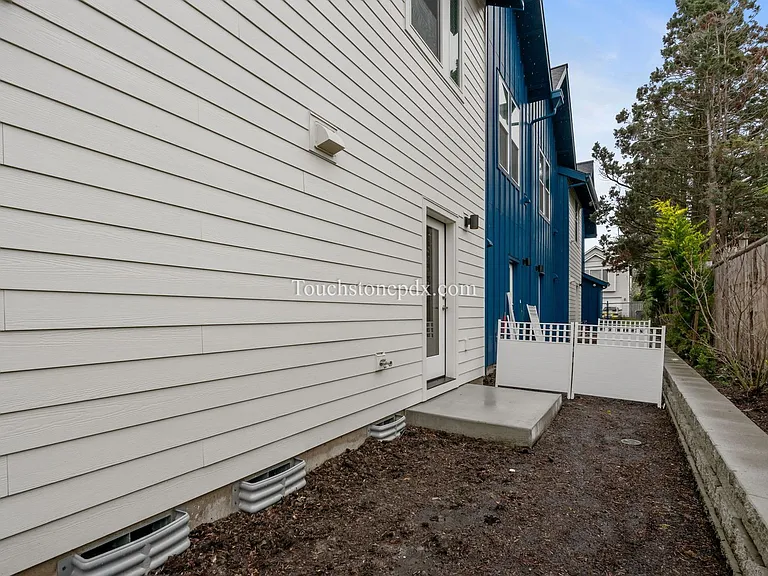3323 SE 87th Ave — Photo 27