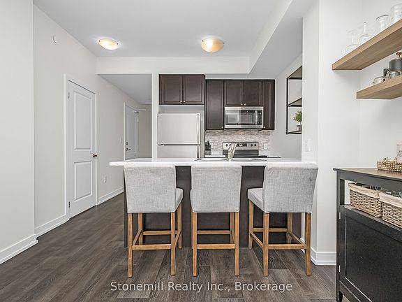 5th image of 450 Dundas St E #701