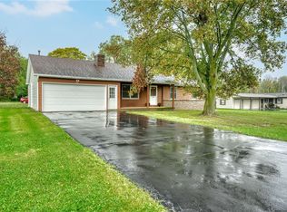 155 Glen Iris Dr, Rochester, NY 14623