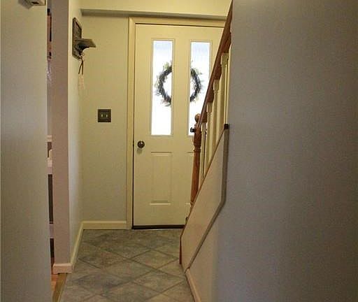 2nd image of 7739 Whiffletree Ln