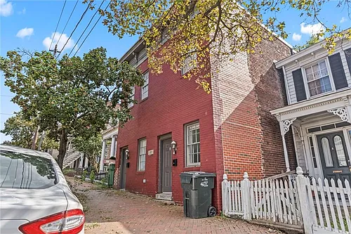 2105 E Broad St #A Photo 1