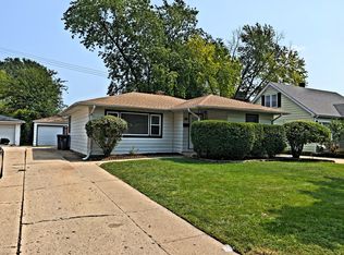 2411 Walnut St, Waukegan, IL 60087