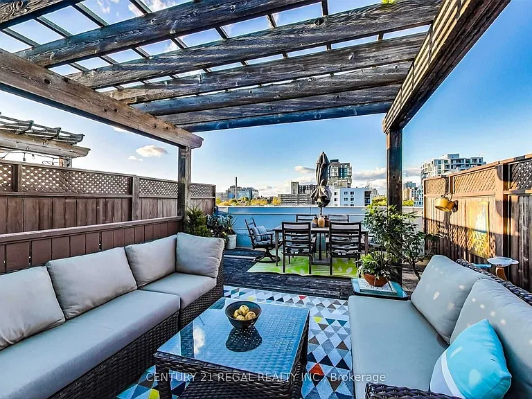 500 Richmond St W #Penthouse 24 — Photo 13