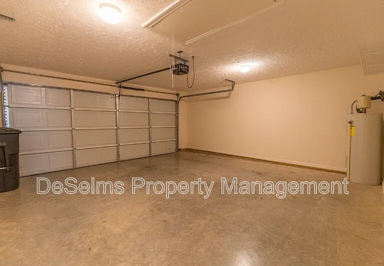1536 Passage Dr — Photo 21