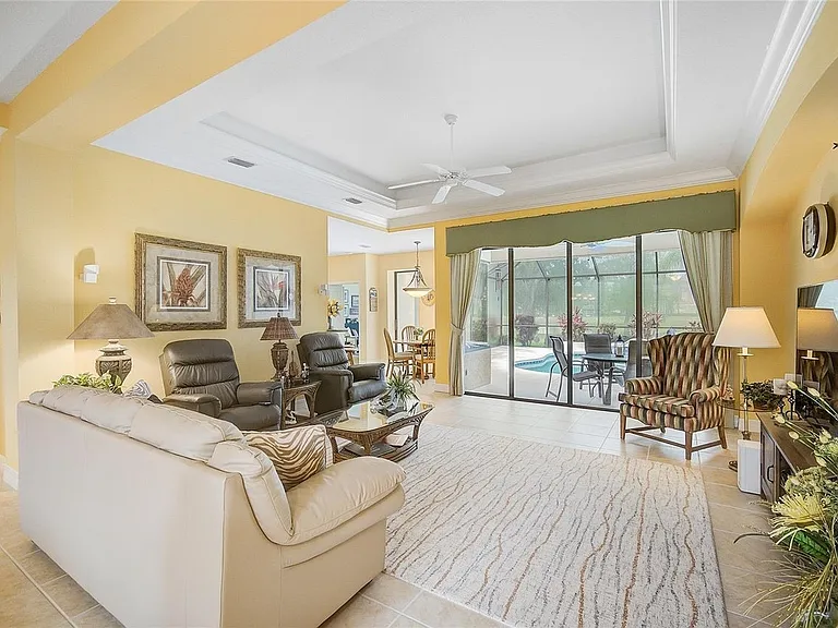 6218 Cormorant Ct — Photo 3
